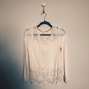 Taylor & Sage Cream Lace Blouse (M)